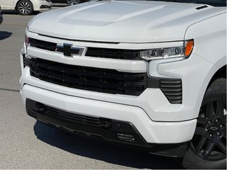 Chevrolet Silverado 1500  2024 à Joliette, Québec - 6 - w320h240px