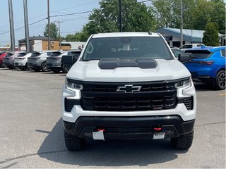Chevrolet Silverado 1500  2025 à Joliette, Québec - 2 - w320h240px
