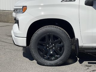 Chevrolet Silverado 1500  2026 à Joliette, Québec - 6 - w320h240px