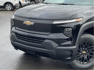 Chevrolet Silverado EV  2025 à Joliette, Québec - 6 - w320h240px