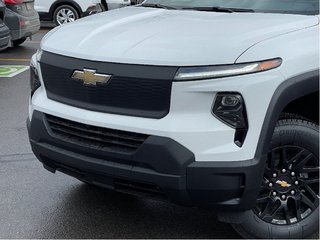 Chevrolet Silverado EV  2025 à Joliette, Québec - 6 - w320h240px