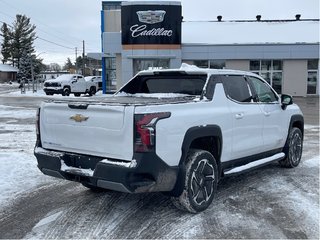 Chevrolet Silverado EV  2025 à Joliette, Québec - 4 - w320h240px