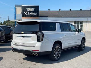 2025 Chevrolet Suburban in Joliette, Quebec - 4 - w320h240px
