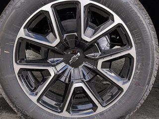 2025 Chevrolet Tahoe in Joliette, Quebec - 6 - w320h240px