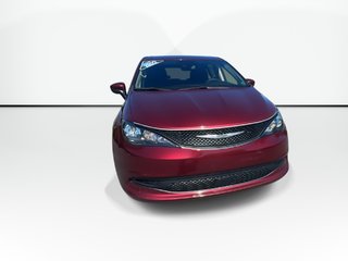 2022 Chrysler GRAND CARAVAN SXT | Cam | PwrDoors |USB | Warranty to 2027