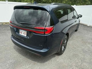 2022 Chrysler Pacifica in Antigonish, Nova Scotia - 3 - w320h240px