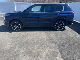2023 Mitsubishi Outlander GT S-AWC | Leather | Roof | Nav | Warranty to 2033 in Saint John, New Brunswick - 6 - w320h240px