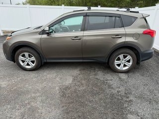 2014 Toyota RAV4 XLE | SunRoof | HtdSeat | USB | Cam in Saint John, New Brunswick - 6 - w320h240px