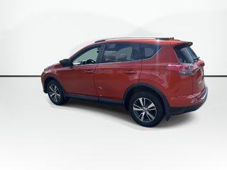 2016 Toyota RAV4 XLE | Roof | Cam | USB | Htd Seats in Saint John, New Brunswick - 6 - w320h240px