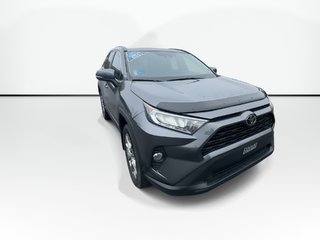 2021 Toyota RAV4 XLE | Roof | Cam | USB | Warranty to 2027