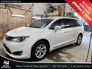Chrysler Pacifica Touring-L Plus 2017 à Amos, Québec - 2 - w320h240px