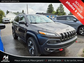 Jeep Cherokee Trailhawk 2018 à Amos, Québec - 3 - w320h240px