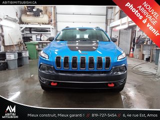 2018 Jeep Cherokee Trailhawk Leather Plus in Amos, Quebec - 2 - w320h240px