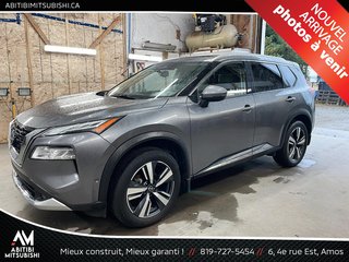 Nissan Rogue Platinum 2022 à Amos, Québec - 3 - w320h240px