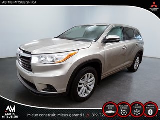 Highlander LE 2014 à Amos, Québec - 3 - w320h240px