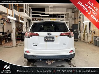 Toyota RAV4 LE 2016 à Amos, Québec - 4 - w320h240px