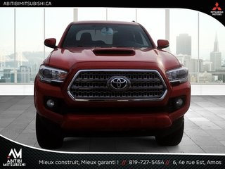 2015  Tacoma 4X4 Double Cab V6 in Amos, Quebec - 3 - w320h240px