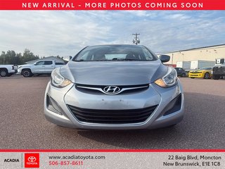 2016 Hyundai Elantra GL in Moncton, New Brunswick - 2 - w320h240px