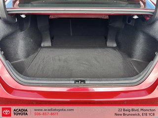 2018 Toyota Camry Hybrid XLE in Moncton, New Brunswick - 6 - w320h240px
