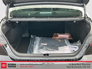 2025 Toyota Camry Hybrid SE in Moncton, New Brunswick - 6 - w320h240px