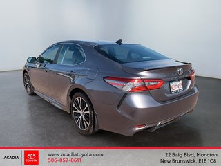 2018 Toyota Camry SE in Moncton, New Brunswick - 4 - w320h240px