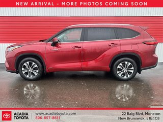 2021 Toyota Highlander Hybrid XLE in Moncton, New Brunswick - 5 - w320h240px