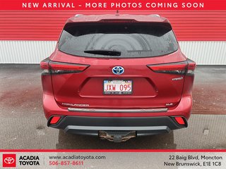 2021 Toyota Highlander Hybrid XLE in Moncton, New Brunswick - 3 - w320h240px