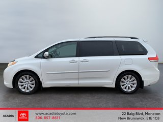 2013 Toyota Sienna XLE in Moncton, New Brunswick - 5 - w320h240px
