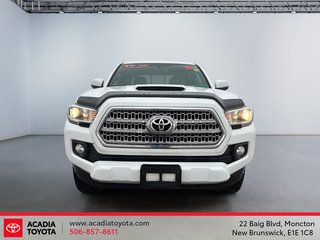 Toyota Tacoma SR5 2016 à Moncton, Nouveau-Brunswick - 2 - w320h240px