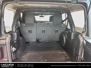 2022 Jeep Wrangler Unlimited Sahara in Montreal, Quebec - 5 - w320h240px