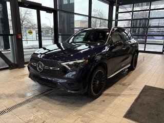 Mercedes-Benz GLC GLC 300 2023 à Montreal, Québec - 4 - w320h240px