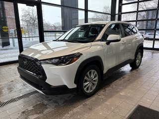2023 Toyota Corolla Cross LE in Montreal, Quebec - 4 - w320h240px