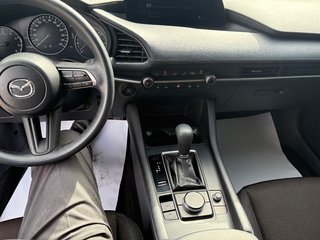 Mazda 3 GX 2024