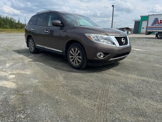 2015 Nissan Pathfinder SL