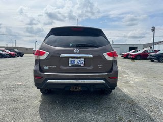 2015 Nissan Pathfinder SL