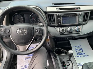 Toyota RAV4 LE 2018