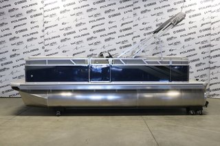 AVALON 1980 VTX CRUISE + YAMAHA 40 HP 2025
