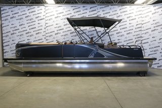 AVALON LSZ 2585 VRB PLATINUM 3 QUILLES + MERCURY 150 HP 2025