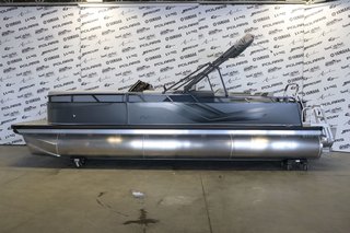 AVALON VENTURE 2385 ELW 3 QUILLES + MERCURY ou YAMAHA 150 HP 2025