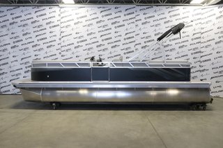 AVALON VLS 2380 QUAD LOUNGER + YAMAHA 70 HP 2025