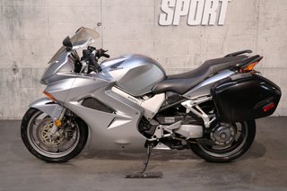 2005 Honda VFR800