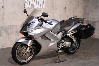 2005 Honda VFR800