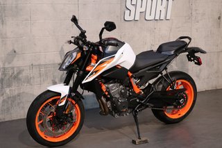2021 KTM DUKE R 890