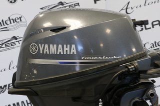 2014 Yamaha 20 HP (PIED COURT) 15 POUCES