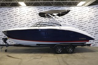 2025 Yamaha 252SD