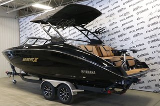 2025 Yamaha 255XD