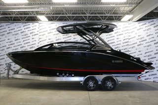 2025 Yamaha 275SD (AVEC REMORQUE)