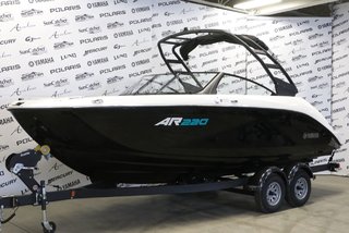 Yamaha AR220  2025