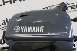Yamaha F4SMHA COURT (15 POUCES) 2025