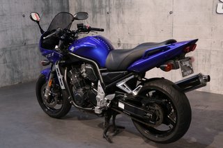 Yamaha FZ1  2005